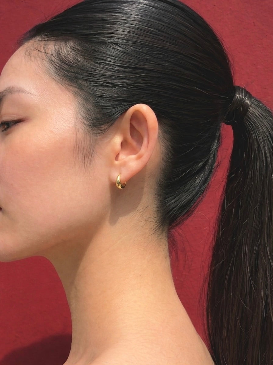 MUST-HAVE MINI HOOPS