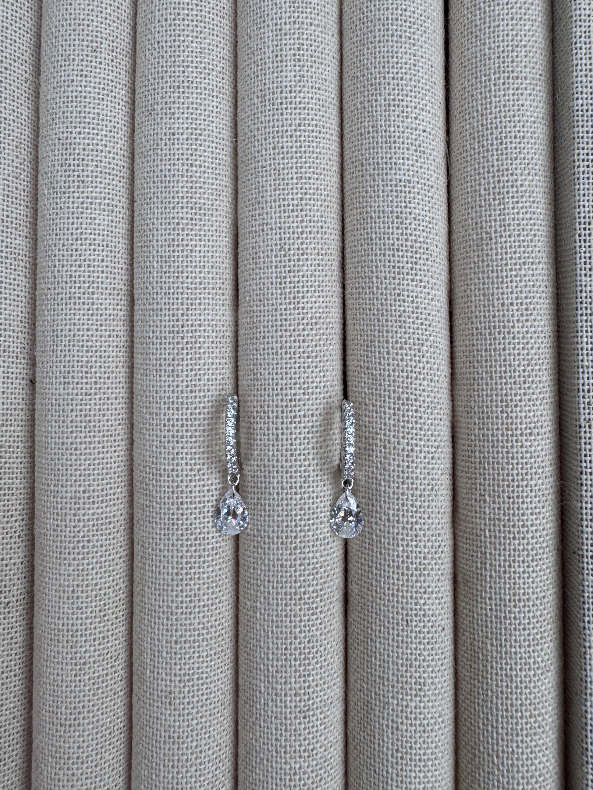 TIARA HOOPS